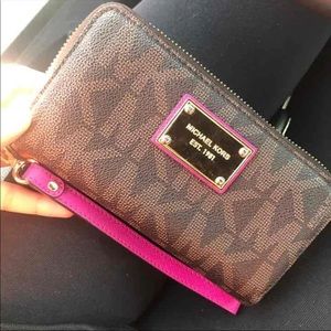 Michael Kors wallet
